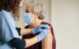 Vaccination covid en Ehpad avec le vaccin Pfizer