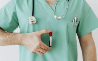 Cotation d'une prise de sang à domicile